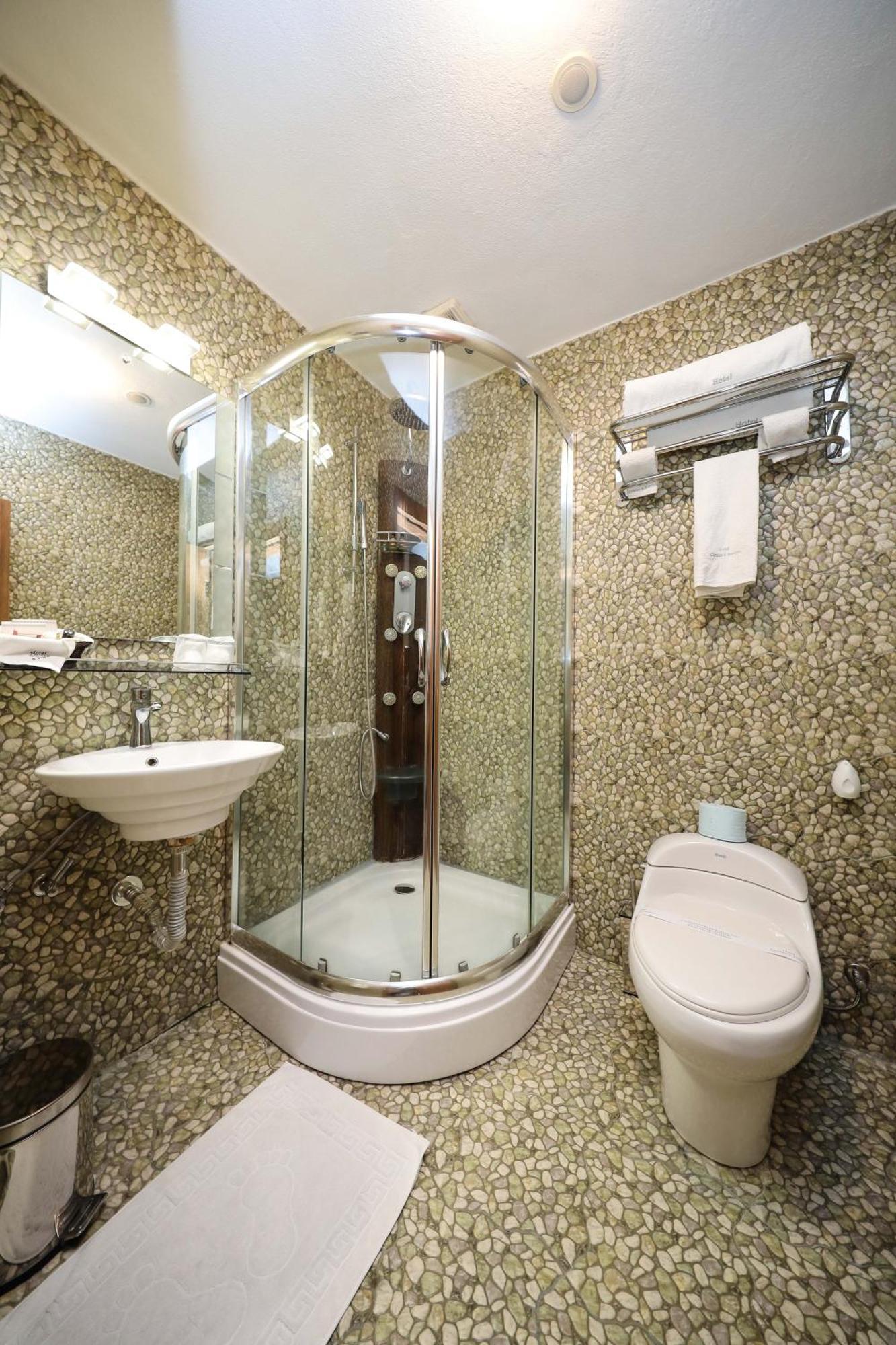 Hotel Çarshia e Jupave Gjakova Extérieur photo