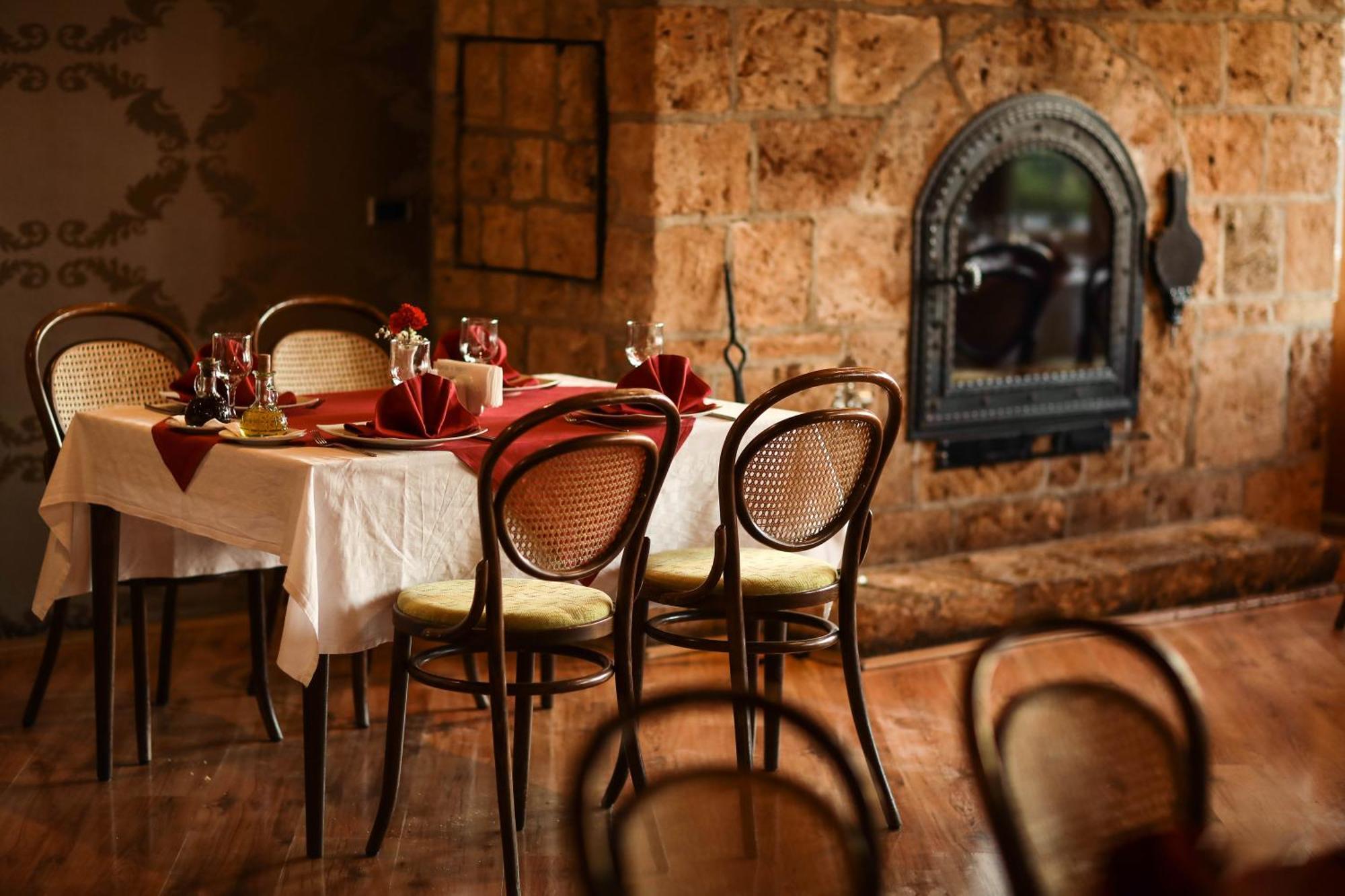 Hotel Çarshia e Jupave Gjakova Extérieur photo