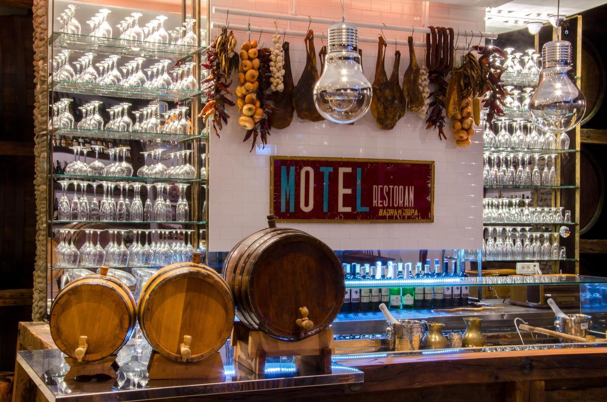 Hotel Çarshia e Jupave Gjakova Extérieur photo