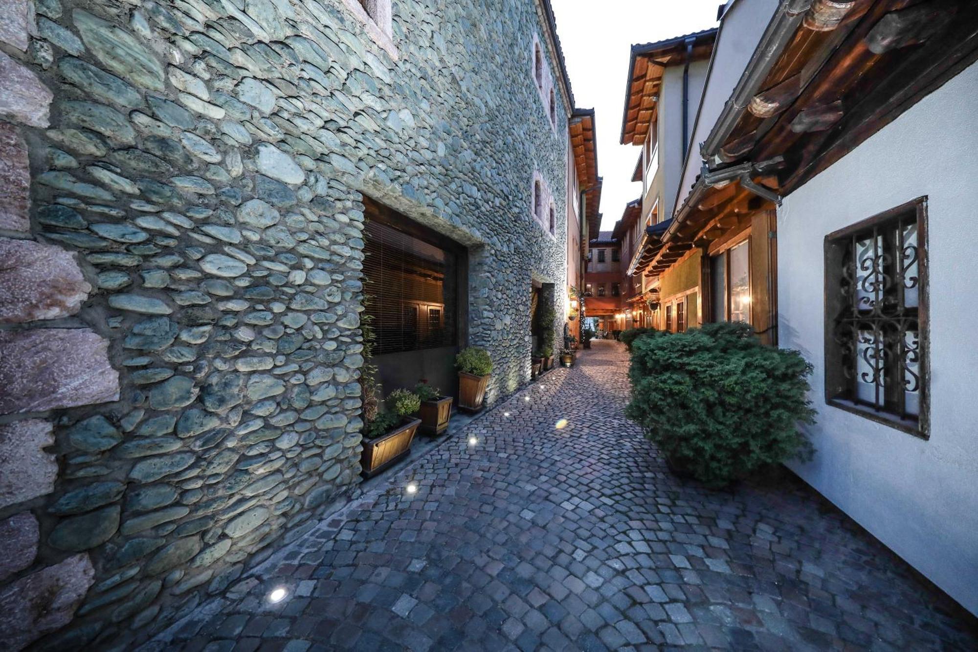 Hotel Çarshia e Jupave Gjakova Extérieur photo