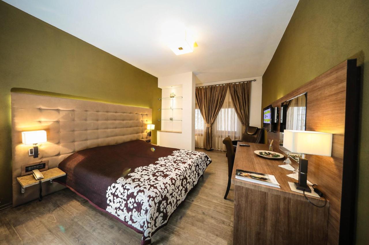 Hotel Çarshia e Jupave Gjakova Extérieur photo